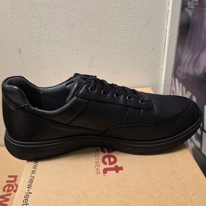 New Feet Sko med dragkedja, svart