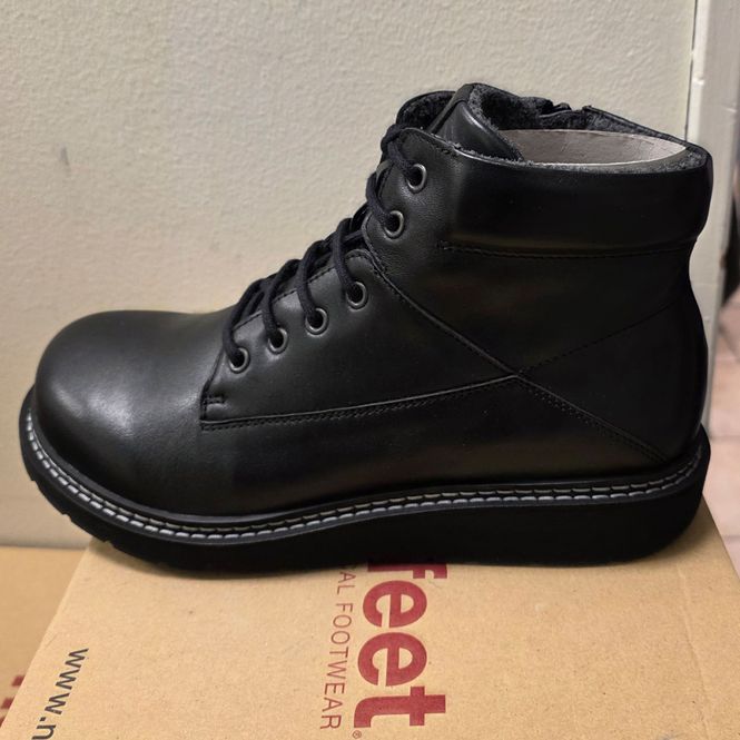 Huvudbild New Feet Känga med dragkedja, svart